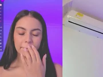 Freechat alejaa___ on Chaturbate