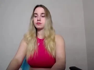 alice_rays_ on Chaturbate