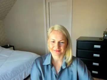 Cute Alicee__grace wants you to fuck her body now alicee__grace from Chaturbate