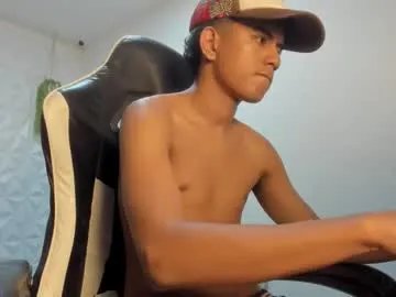 alluringangel01 from Chaturbate