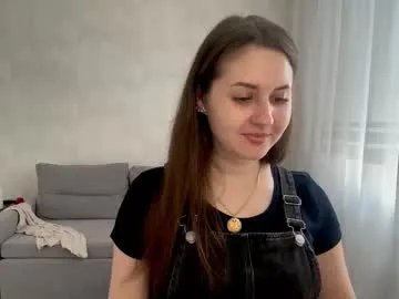 Freechat almostinnocent_ on Chaturbate