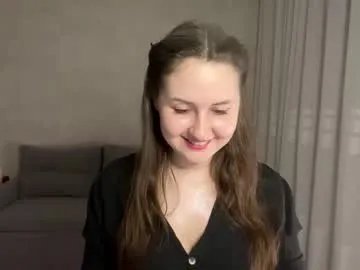 Freechat almostinnocent_ on Chaturbate