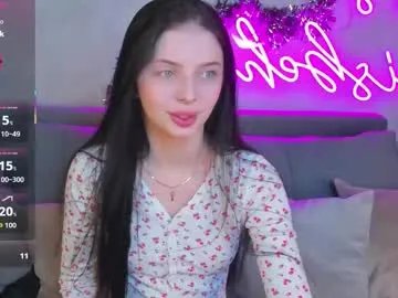 andrea_devis — GOAL: doggy pose [14 tokens remaining] Welcome to my room! #feet #18 #daddysgirl #lovense #new