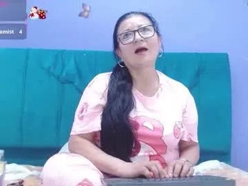 Freechat andrea_lopezcm on Chaturbate