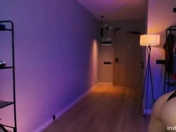 Freechat annatrueno on Chaturbate