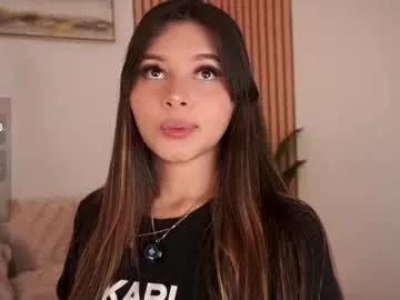 Watch Chaturbate's Anniie_watson anniie_watson from Chaturbate