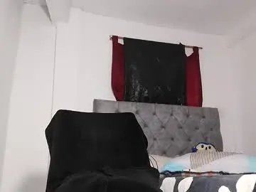 apoloblackbig on Chaturbate