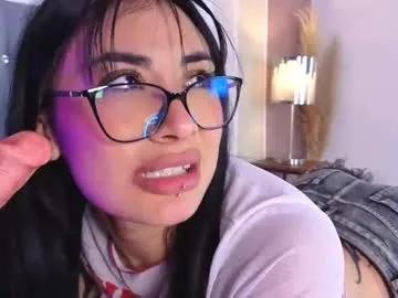 Freechat aprildeams on Chaturbate