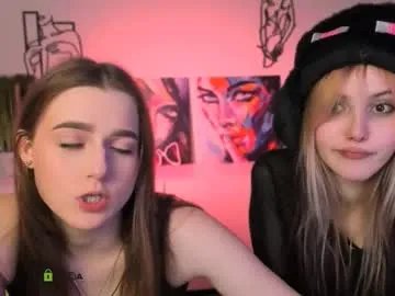 aria_moo on Chaturbate