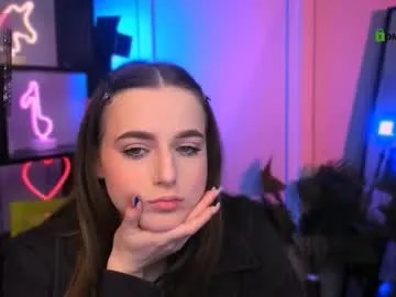 aria_moo on Chaturbate