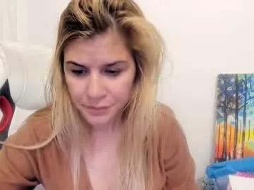 Freechat artsyandcraftsy_ on Chaturbate