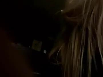 Freechat artsyandcraftsy_ on Chaturbate