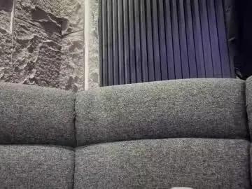 Freechat asianhugecockcindy on Chaturbate