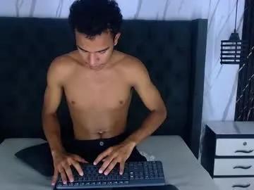 Freechat aston_vera on Chaturbate