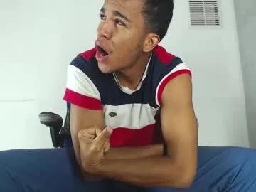 Freechat aston_vera on Chaturbate