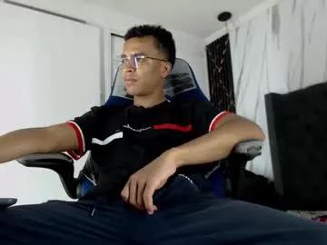 Freechat aston_vera on Chaturbate