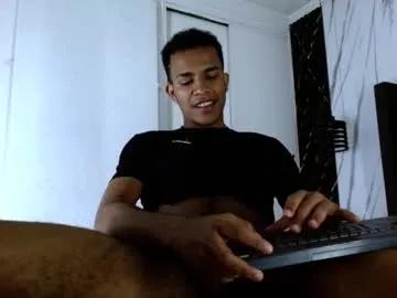 Freechat aston_vera on Chaturbate