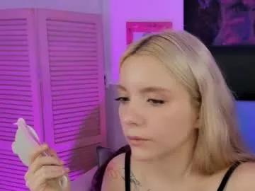 aurorawrenfield on Chaturbate 