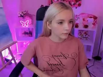 aurorawrenfield on Chaturbate 