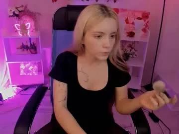 aurorawrenfield on Chaturbate 
