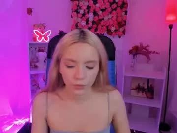 aurorawrenfield on Chaturbate 