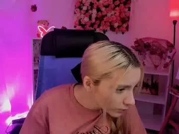 aurorawrenfield on Chaturbate 