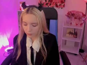 aurorawrenfield on Chaturbate 