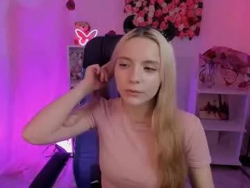 aurorawrenfield on Chaturbate 