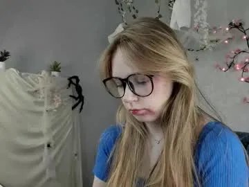 booozekirs_ on Chaturbate