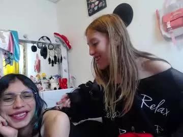 Freechat briarandblair on Chaturbate