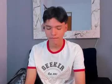 Freechat camillo_virgil on Chaturbate