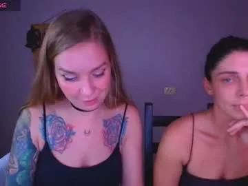 Freechat carrie_moonshine on Chaturbate