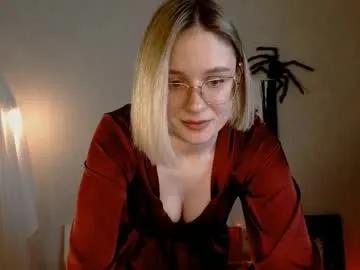 charming_beauty on Chaturbate