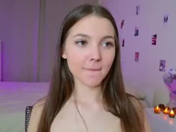 charming_bliss on Chaturbate