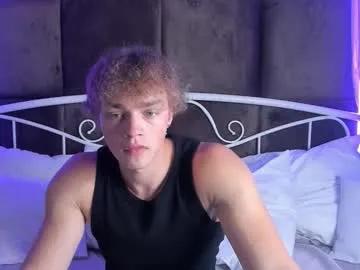 Group chase_muscular on Chaturbate