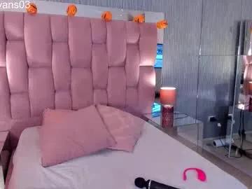 chloe__evans_ from Chaturbate