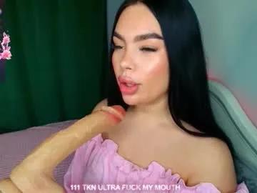 Freechat crazy__berry on Chaturbate
