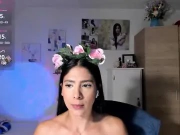 Freechat cristalmunez on Chaturbate