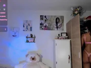 Freechat cristalmunez on Chaturbate