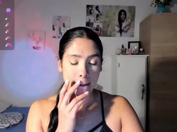 Freechat cristalmunez on Chaturbate