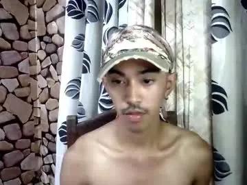 Freechat crocodale on Chaturbate