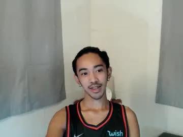 Freechat crocodale on Chaturbate