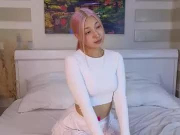 crystal_frost on Chaturbate 