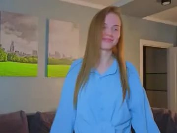 crystaldiva01 on Chaturbate