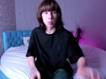 cutiekai_ — GOAL: Stay naked for 10 minutes [397 tokens remaining] Welcome to my room! #young #twink #18 #new #teen