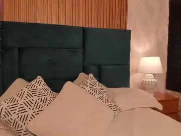 Freechat dalia_alissa on Chaturbate