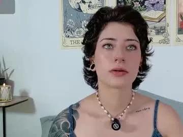 Freechat dan_universe on Chaturbate