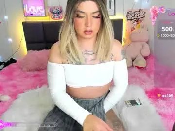 dannia_13 on Chaturbate 