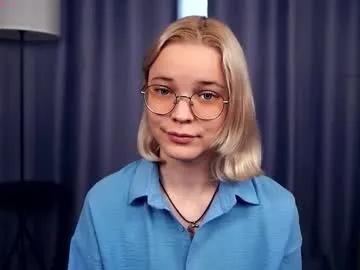 Freechat deannmaslen on Chaturbate