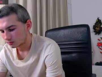 devin_ho on Chaturbate